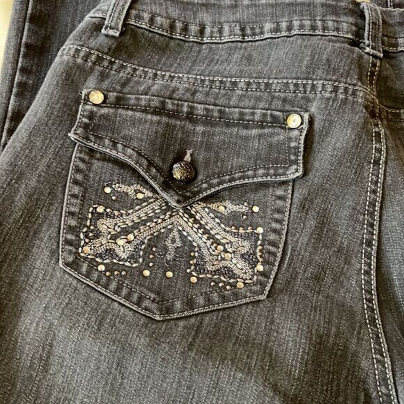 Style & Co Curvy Fit Boot Cut Wide Leg High Rise Jeans With Rhinestones 14 - Picture 9 of 16